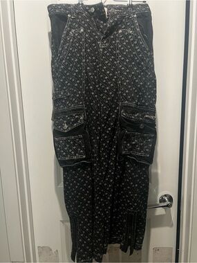Black Printed Cargo pants with Patch Pockets
